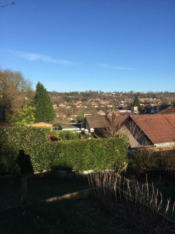 Treetops Newport (Gwent) Exterior photo
